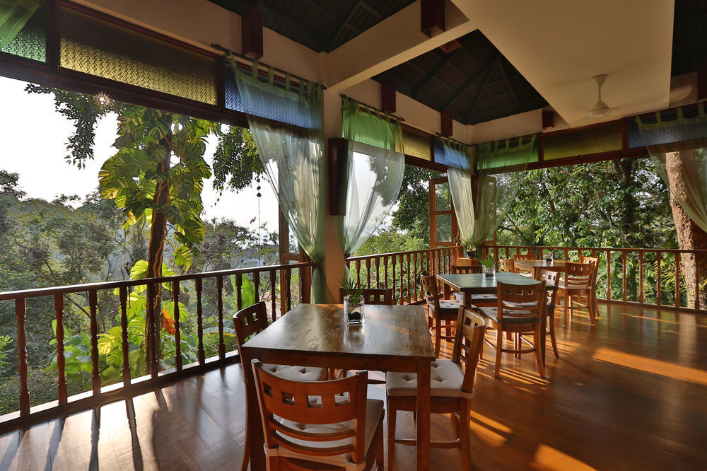 Ambong Rainforest Retreat Pantai Tengah  Exterior foto