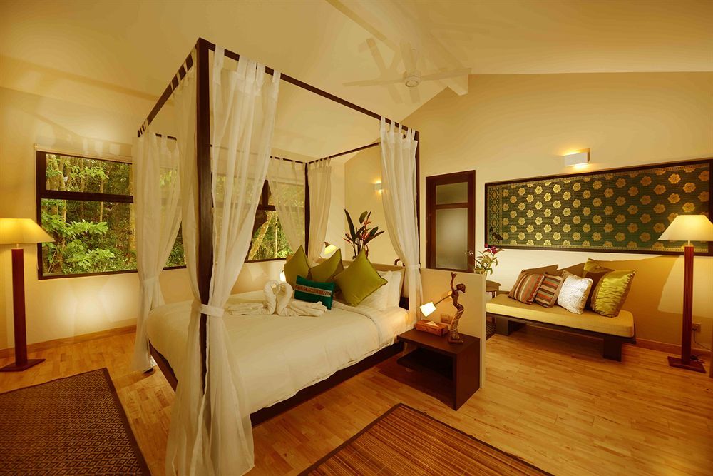 Ambong Rainforest Retreat Pantai Tengah  Exterior foto