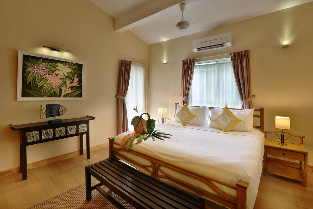 Ambong Rainforest Retreat Pantai Tengah  Exterior foto